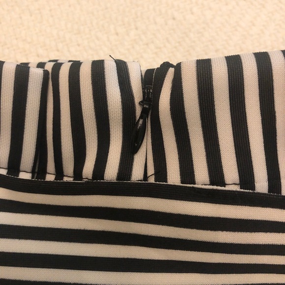 Black and White Striped Skirt - Picture 6 of 7